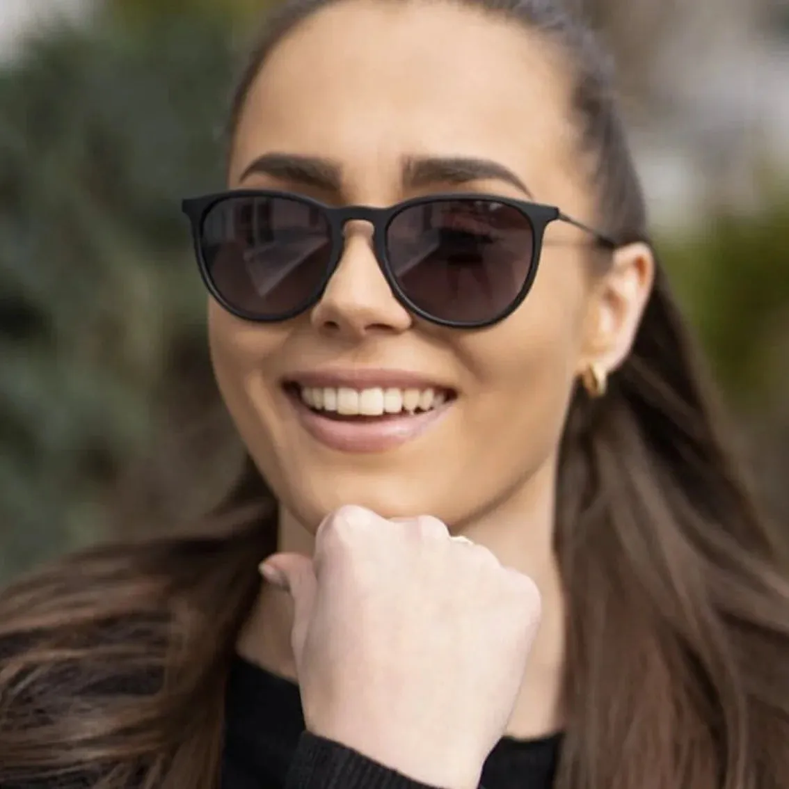 Small Frame Circular Shape Outwear Sunglasses