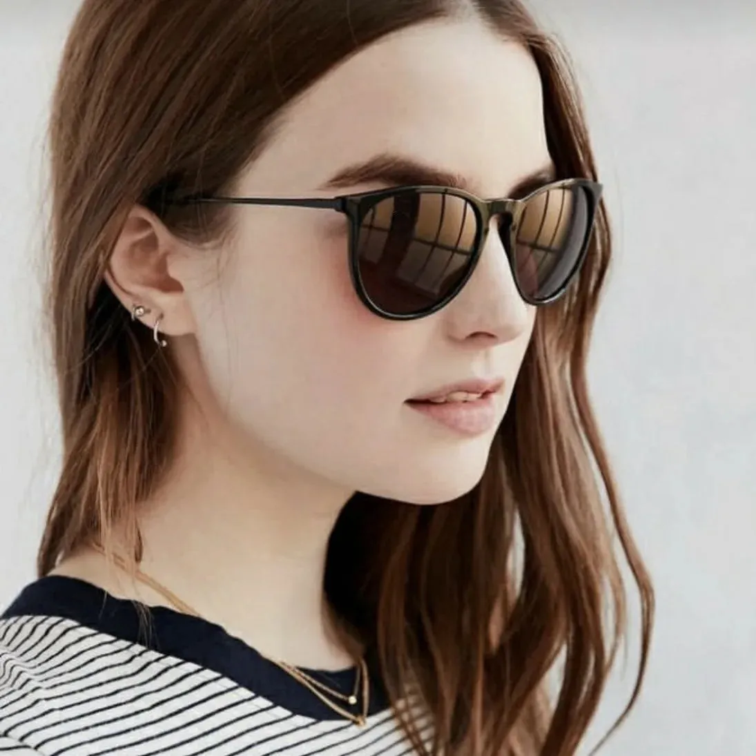 Small Frame Circular Shape Outwear Sunglasses