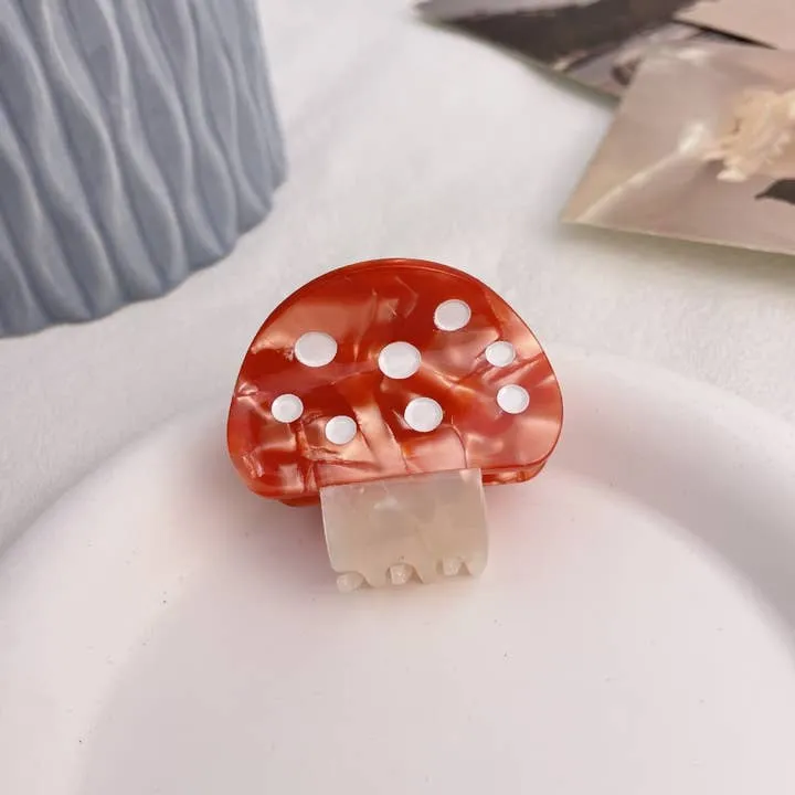 Small Mushroom Clips - Red
