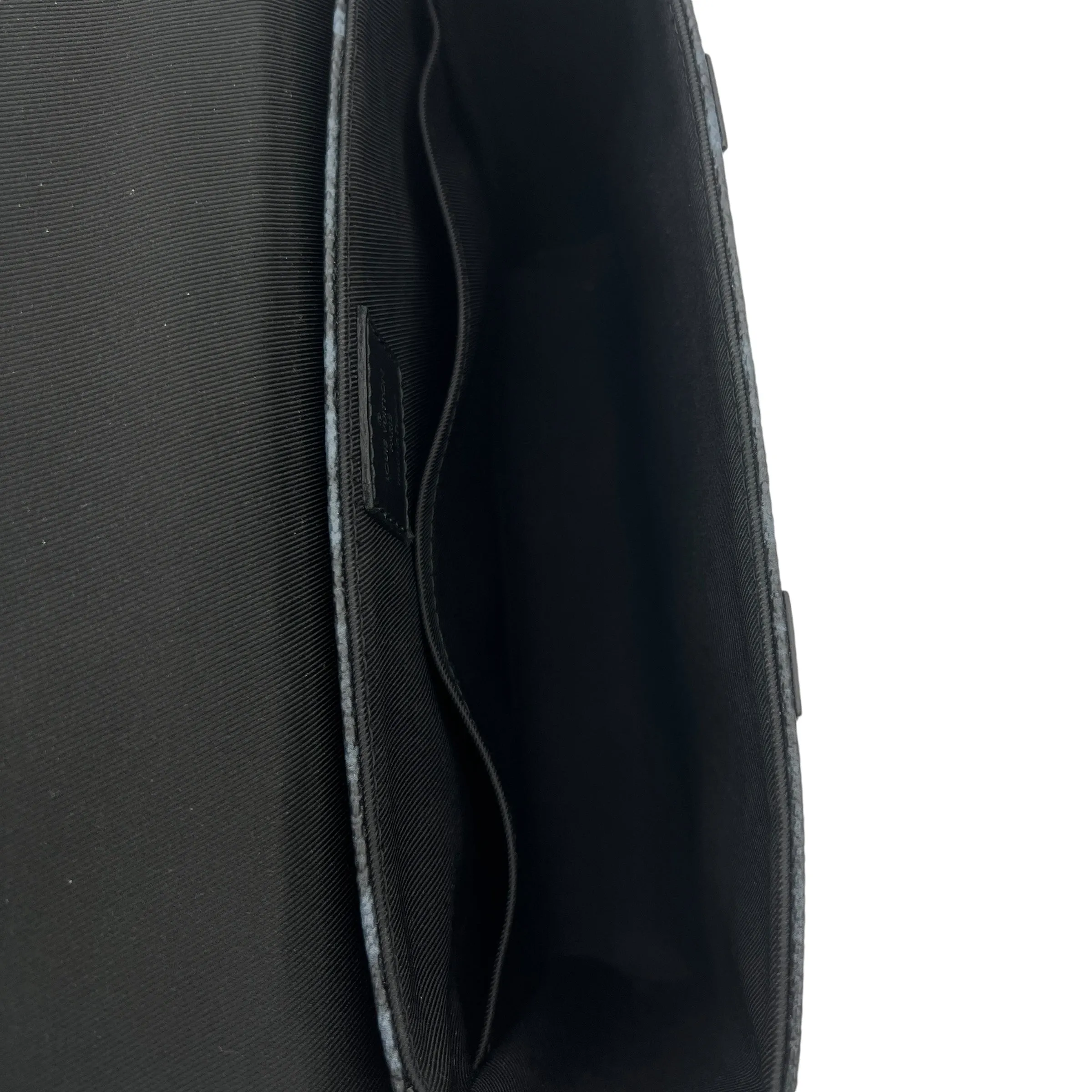 Soft Trunk Messenger Black in Coated Canvas, Silver hardware