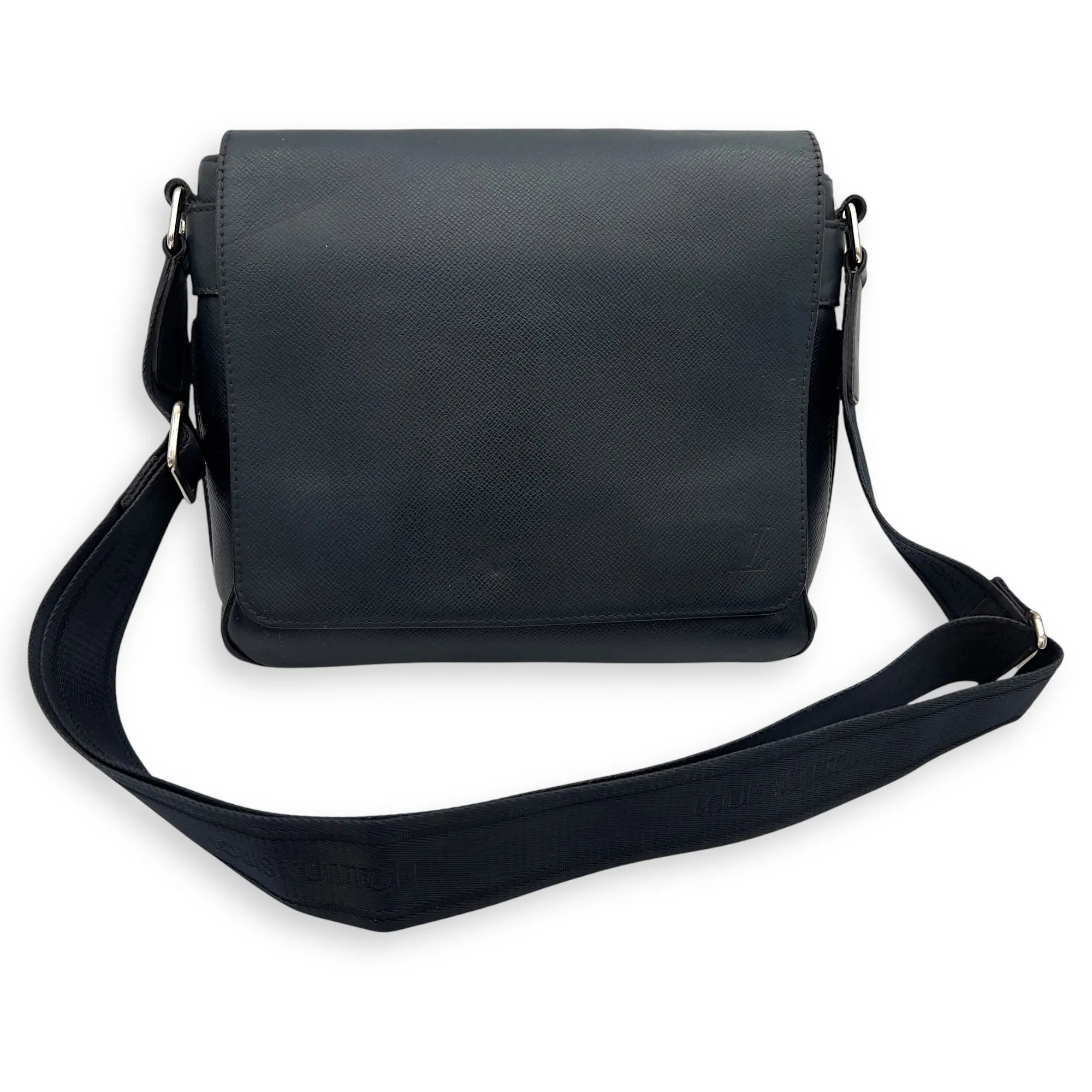 Taiga Messenger Black in Calfskin, Silver hardware