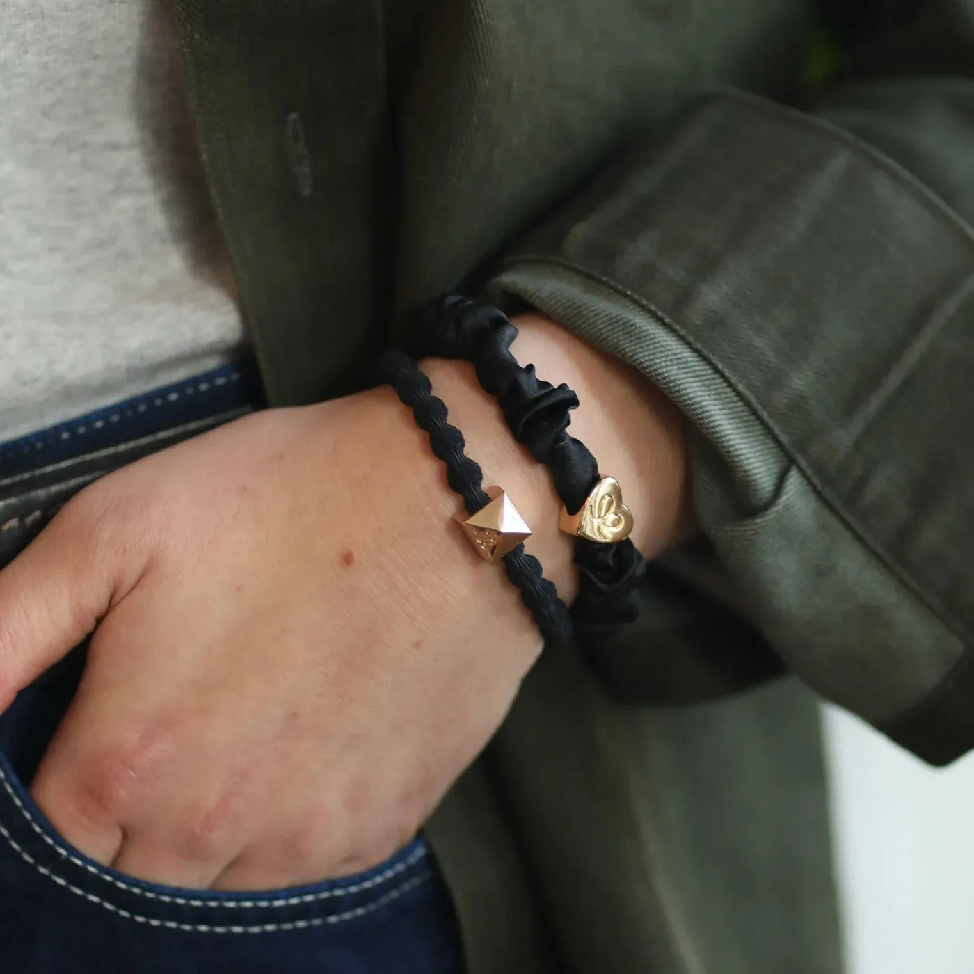 The BEE Black Set of Hair Bands