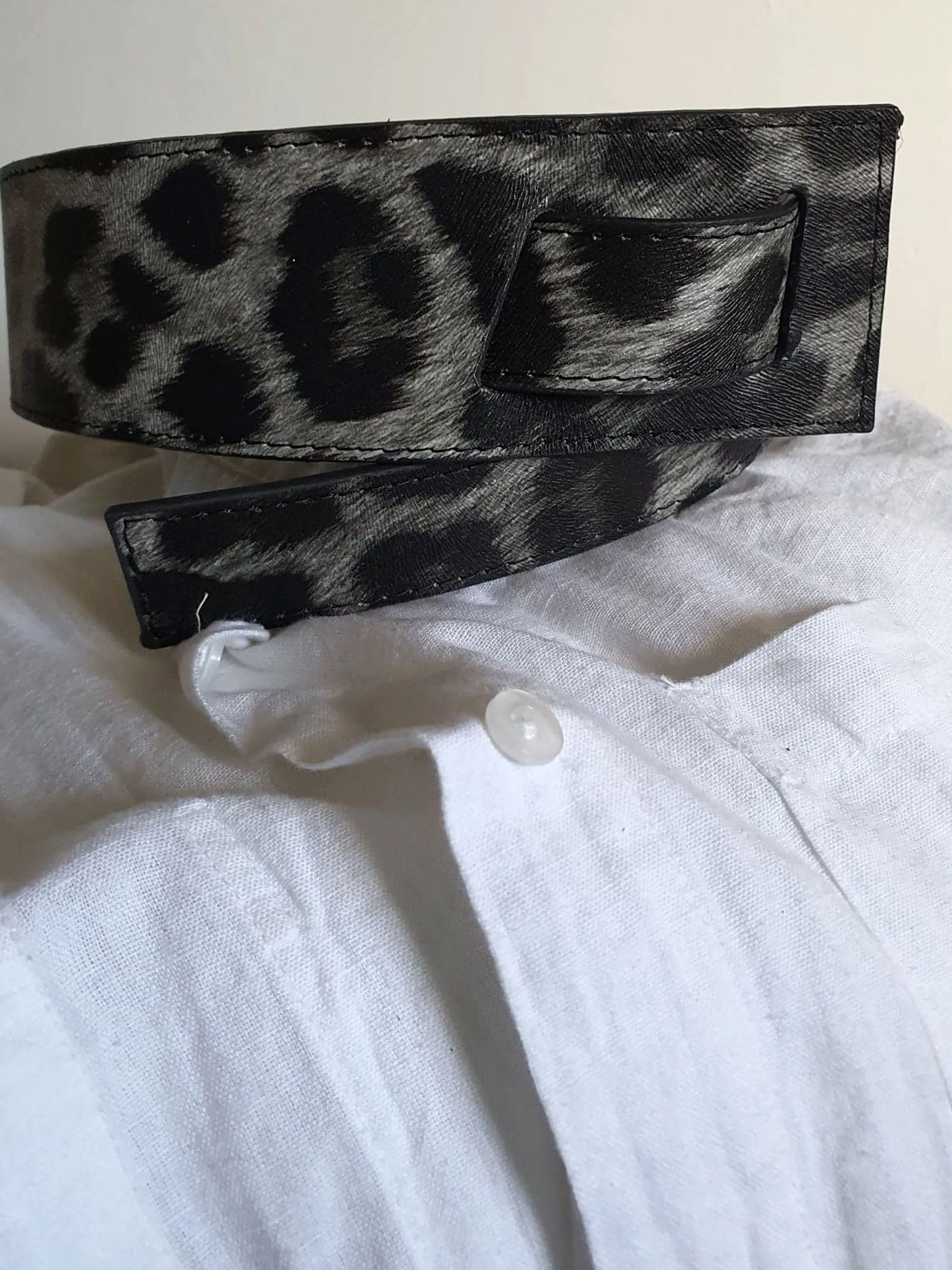 Tie Wrap Belt / Vegan Material- Grey Leopard