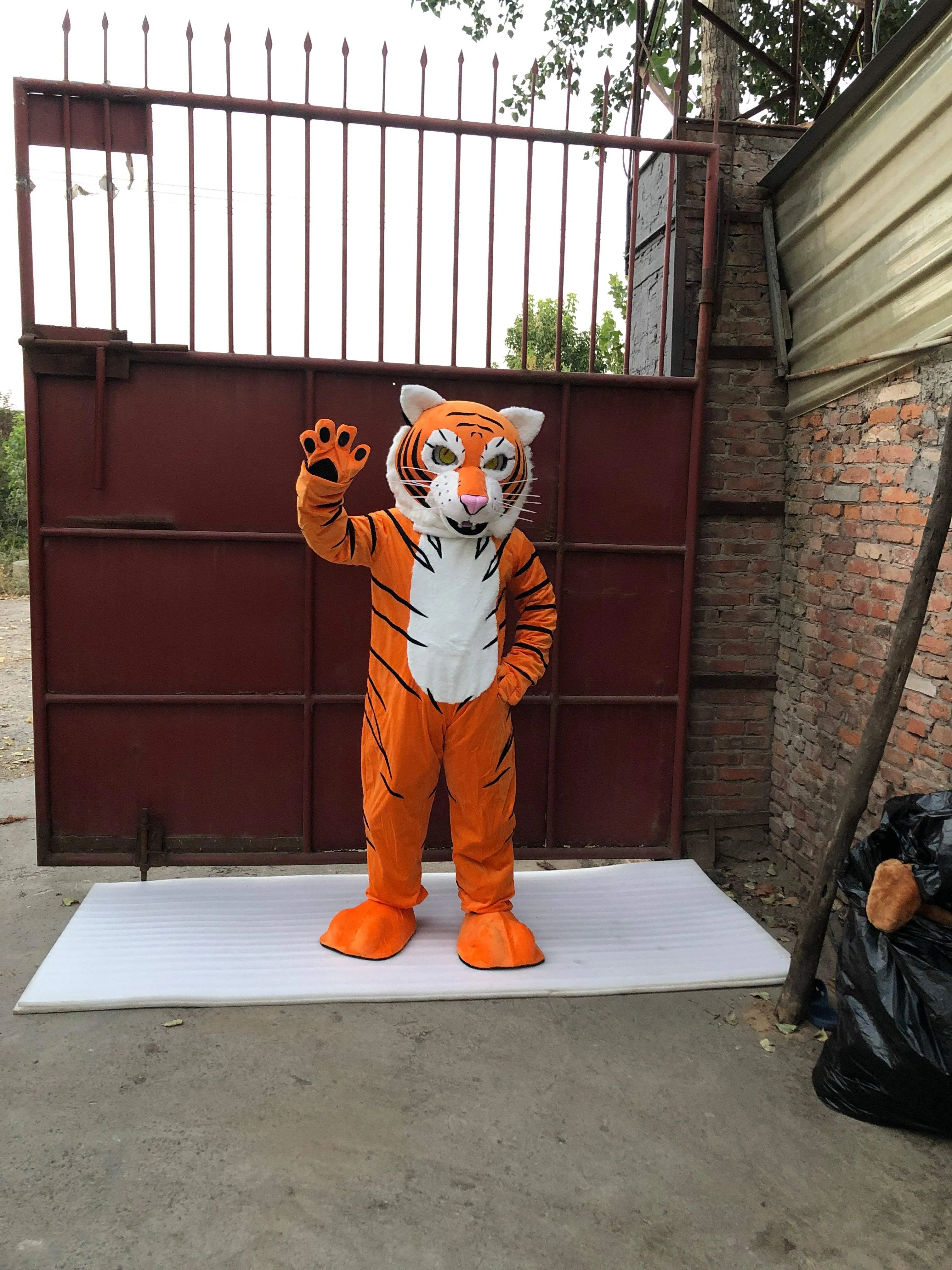 WildCat Tiger Mascot Costumes Carnival Party Cosplay Suit