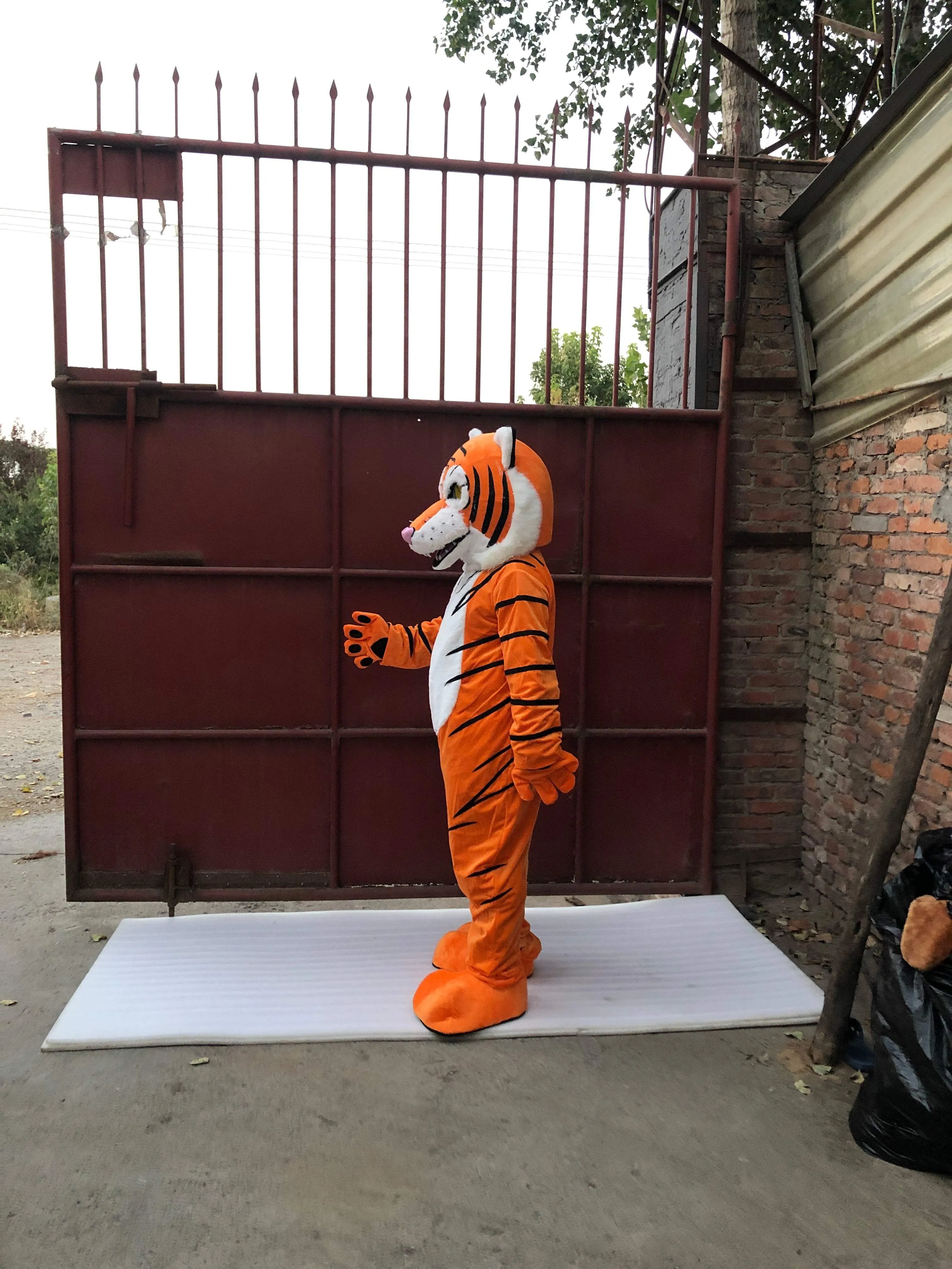 WildCat Tiger Mascot Costumes Carnival Party Cosplay Suit