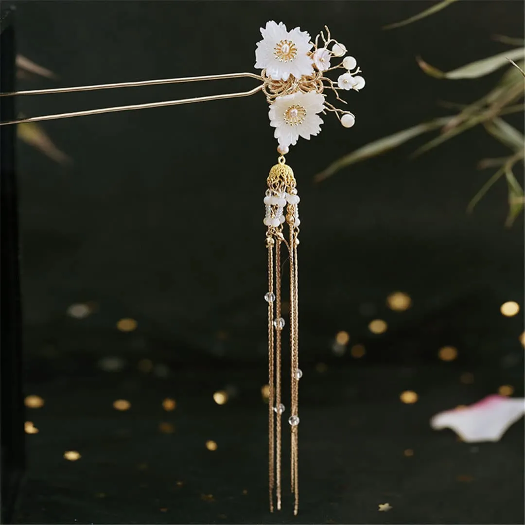 Women's Antique Hairpin Step Rocking Buckle Flower Beads Tassel Hairpin 10
