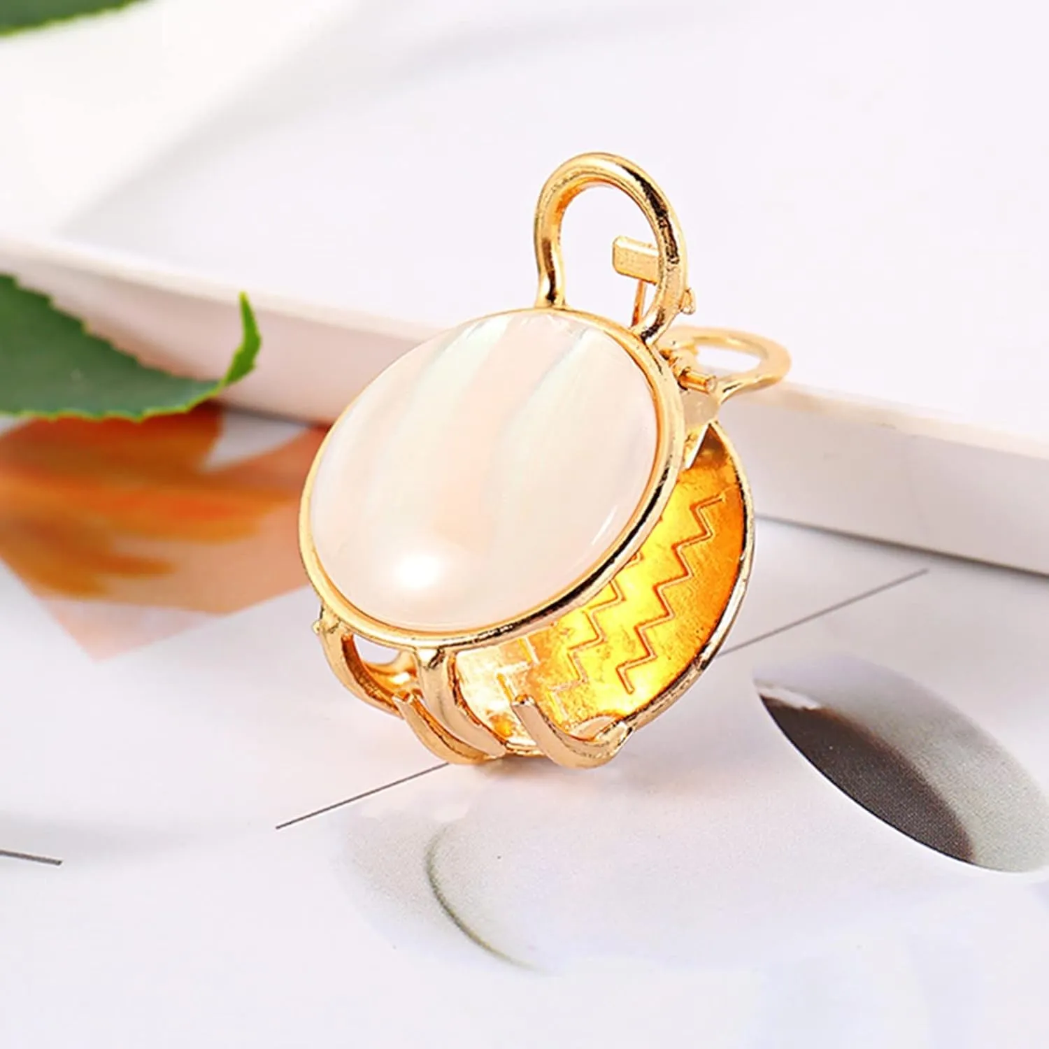 Womens Pearl Hair Clips High Ponytail Metal Decorative Barrettes Horsetail Clip Fashion Hair Accessories Hold Nonslip